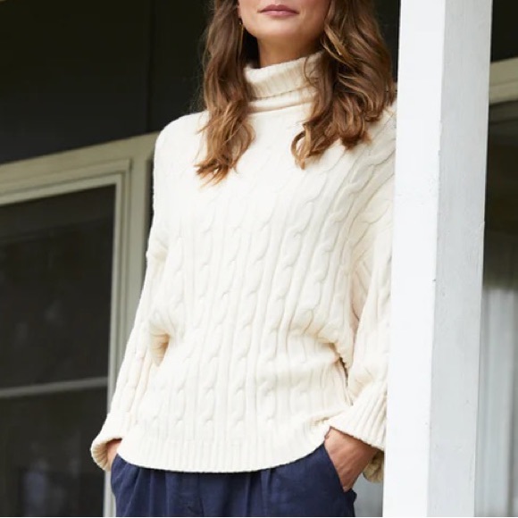 Cosy Soft Cream Cable Knit Relaxed Fit Turtleneck Sweater Jumper NWT - Picture 7 of 13